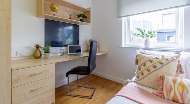 Ensuite Room for Rent - £139/Week  Main Photo