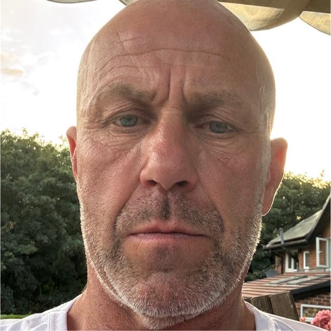 60 year old Male seeks a double room Main Photo