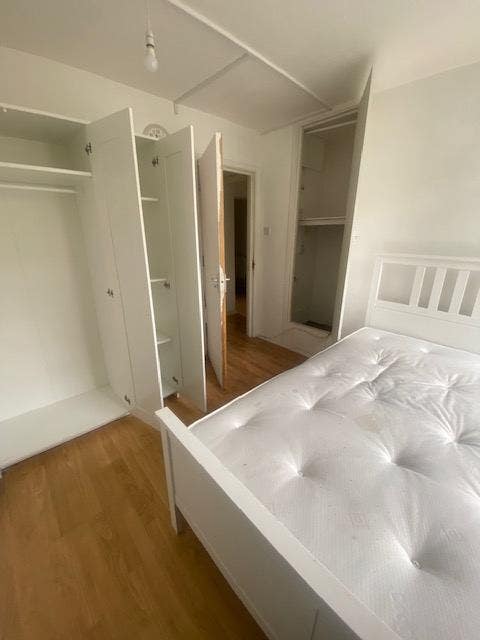 Doiuble Furn Room 14 Min Walk Oval Stn £725 Main Photo