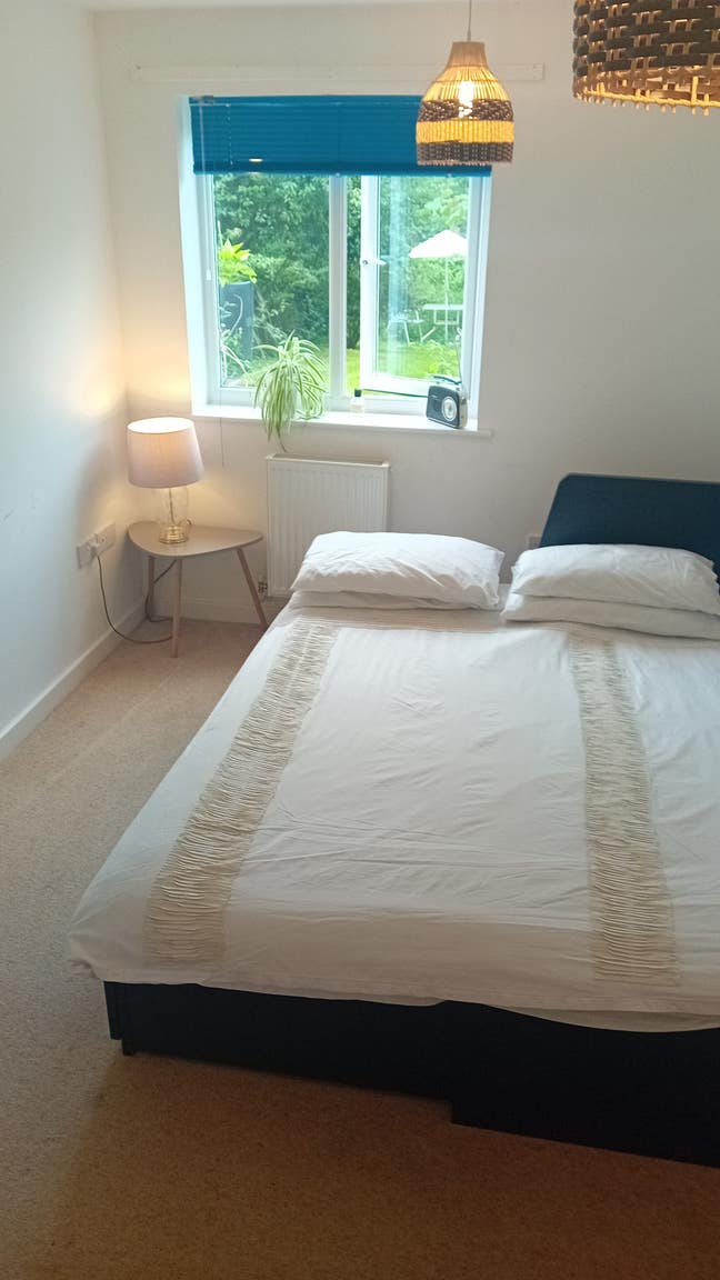 Double Room  in shared home Main Photo