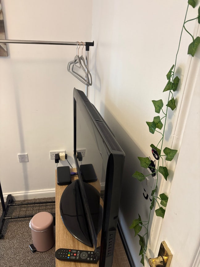 Single room to rent Main Photo