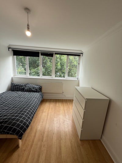 Amazing double room all bills inc Main Photo