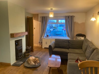 Double room in 3 bed house Main Photo