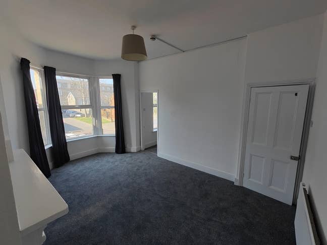 Large double room in Bishopston Main Photo