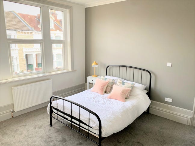 LARGE Double Room in North End Portsmouth Main Photo