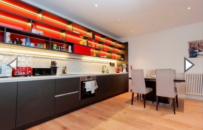 City island low rent luxury apartment Main Photo