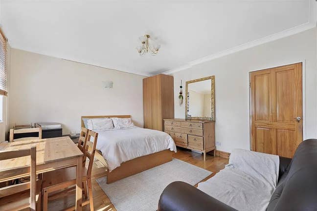 Lovely Room Pimlico  Main Photo