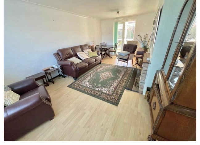 One bed flat  Main Photo