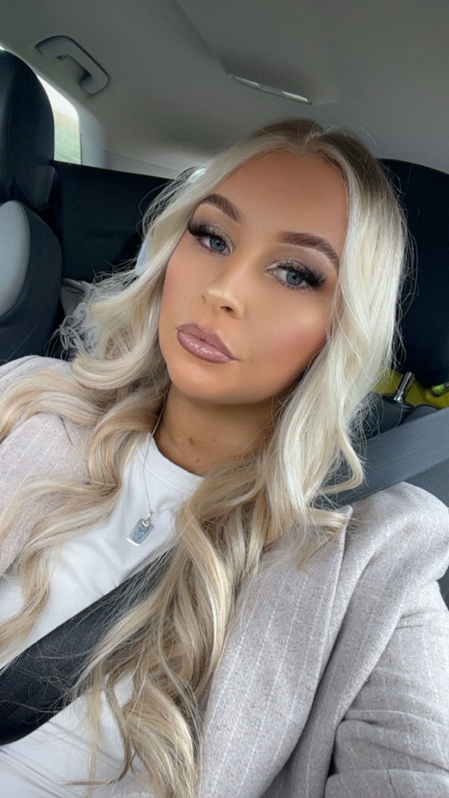 27 year old Female seeks own place  Main Photo