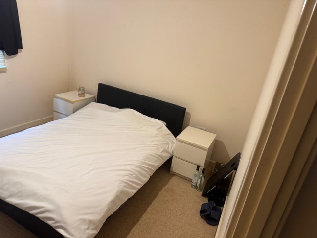 Double room to rent in Edenbridge Main Photo