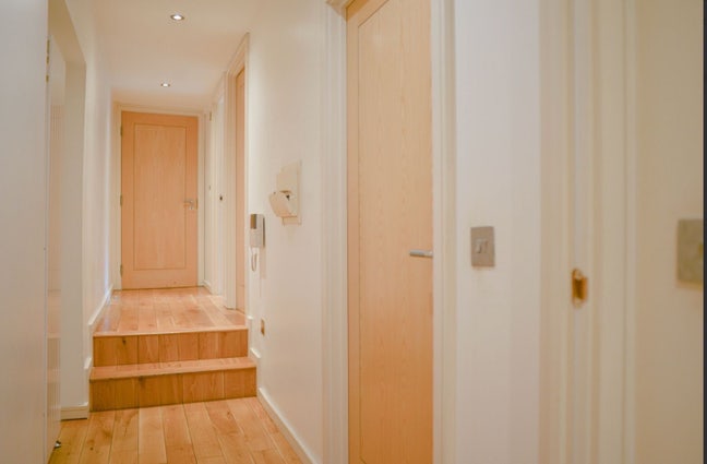 Lovely Double Room available in London Bridge  Main Photo