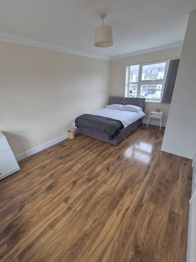 En Suite Rooms Available! Dss Wecome! Main Photo