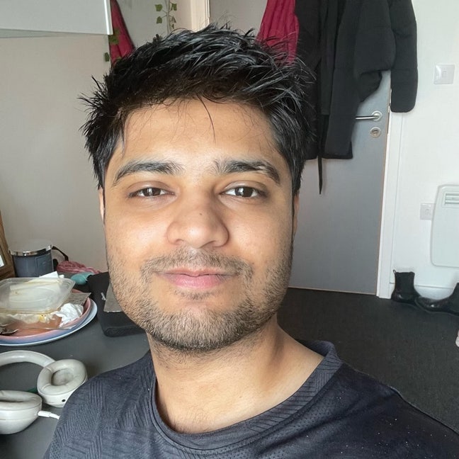 Looking for flatmates and flats Main Photo