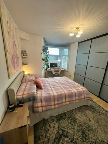 Homely 1 Bed Flat for Short term rental Main Photo