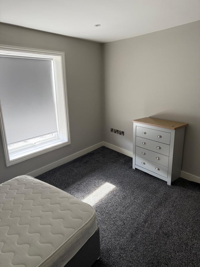 Double room to rent  Main Photo