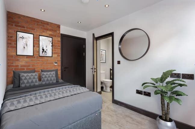Modern Double Ensuite Rooms in City Centre Main Photo