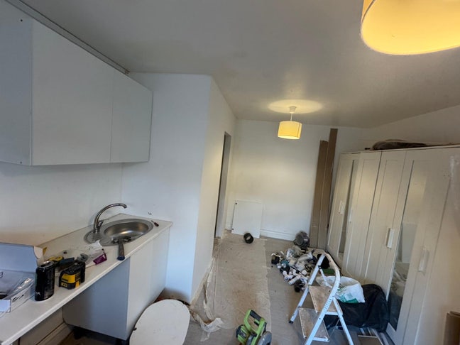 Studio Flat, Hayes, UB3 Main Photo