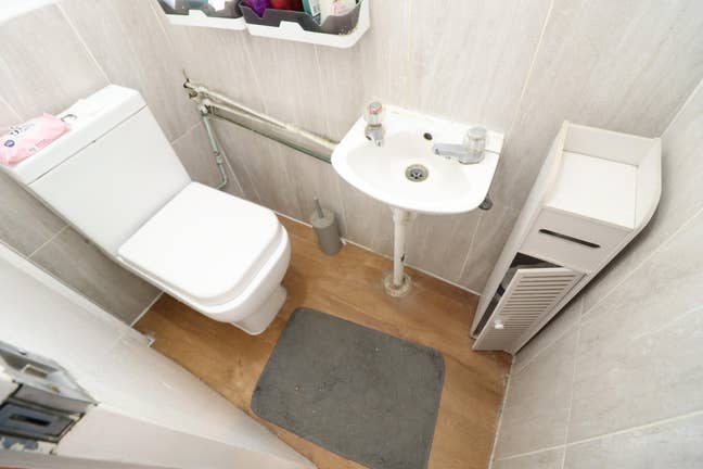 Affordable & Central: 3 Double Rooms in Bow Main Photo