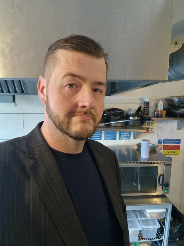 Looking for a flat or room in port Talbot/swansea Main Photo