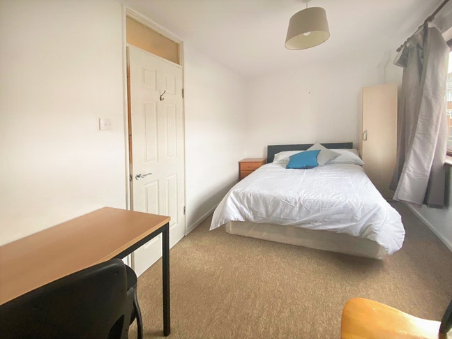 Shoreditch Massive Double Available  Main Photo