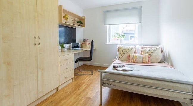 Esuite Student Accommodation at 139/week Main Photo