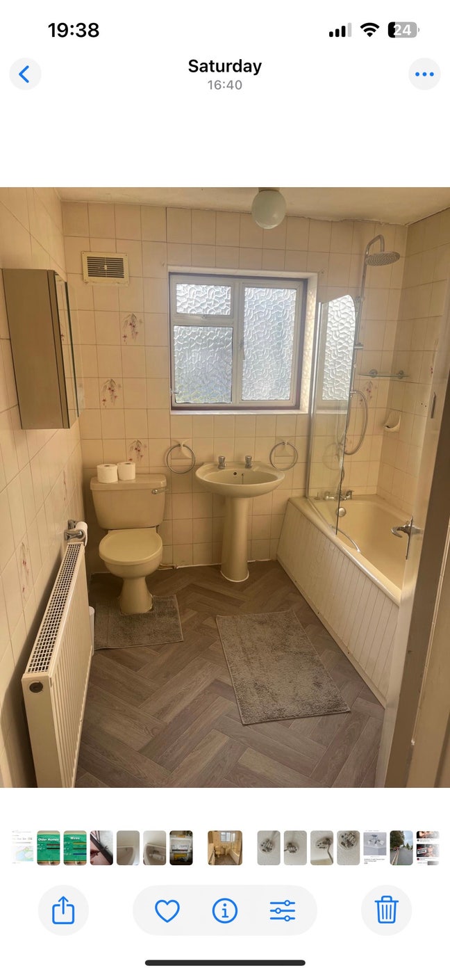 Two large double rooms with off road parking Main Photo