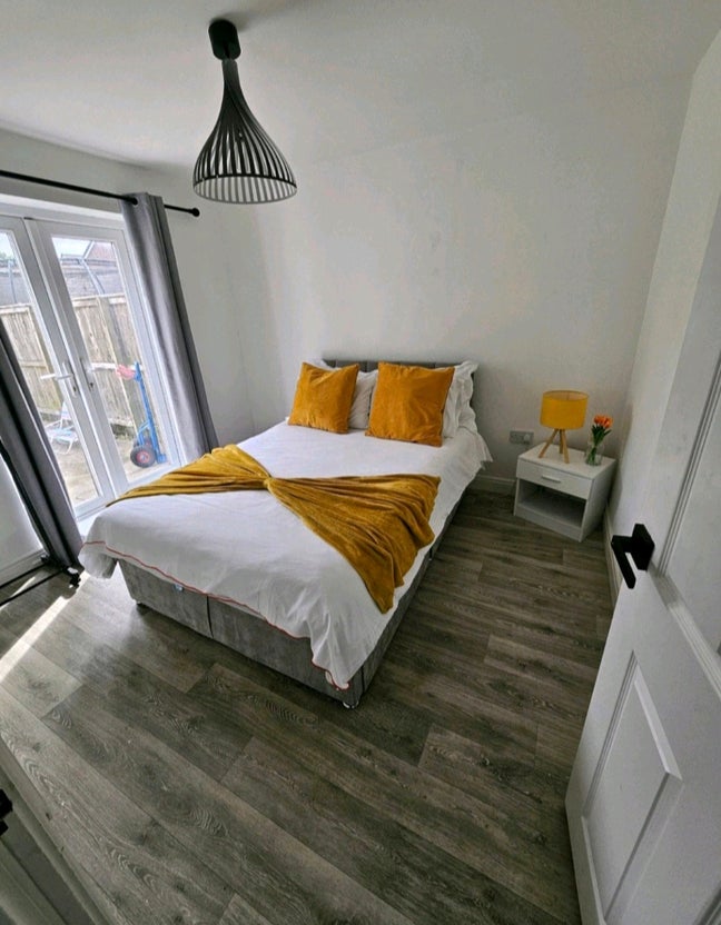 
Spacious Double Bedroom – FY4 3EE, Blackpool (Gro Main Photo