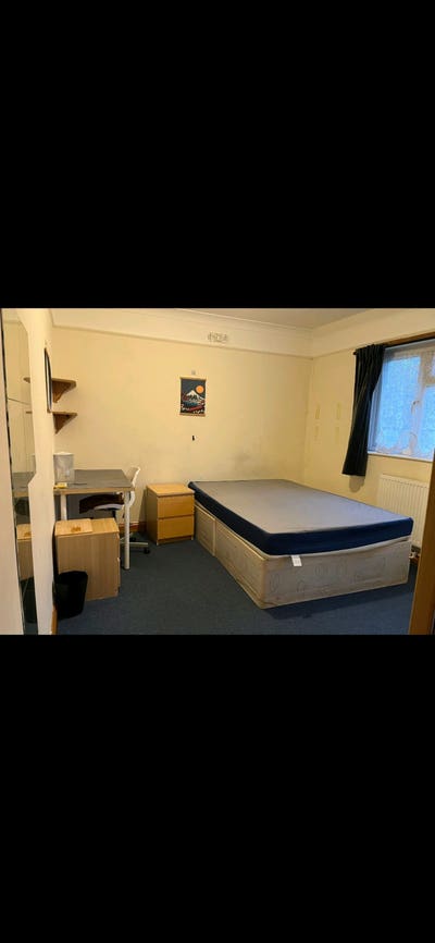 1 room available to rent in East Acton (W3)  Main Photo