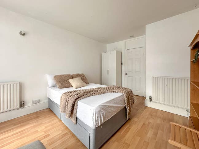 🏠 4 Beautiful Double Rooms – Abbey Road - Main Photo