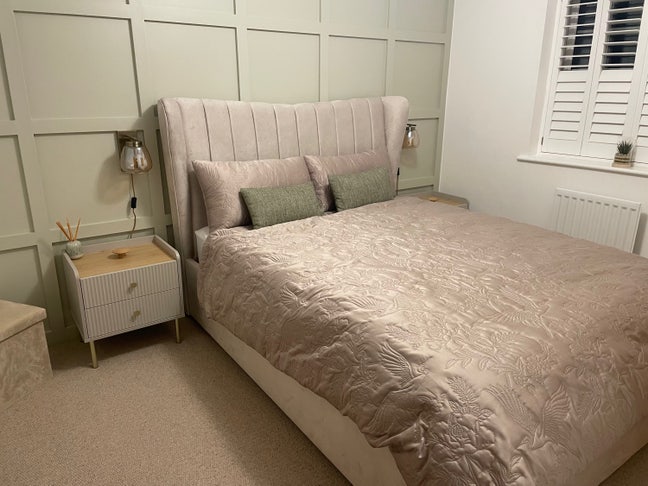 Double room with en-suite  shower  Main Photo