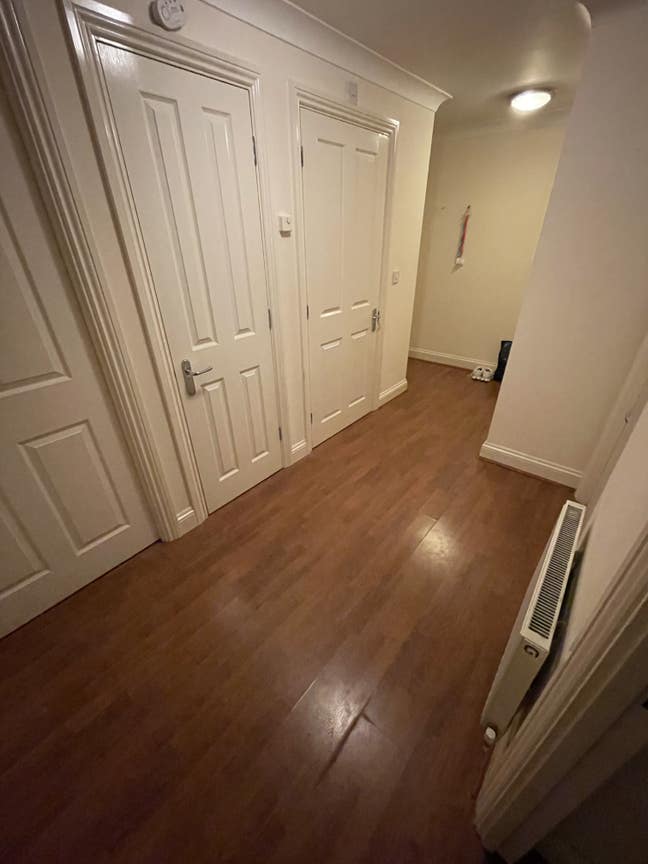 Spare room close to Woking station Main Photo