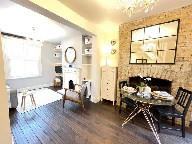 Amazing Ensuite Double Bedroom | Canary Wharf Main Photo