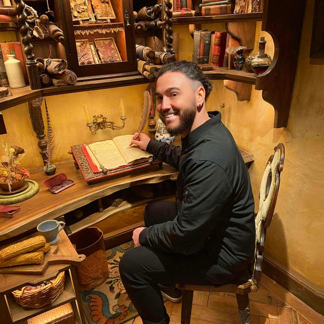 Australian moving to the UK Main Photo