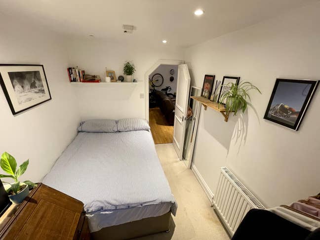 Cosy Double Room in Sociable, Characterful Flat Main Photo