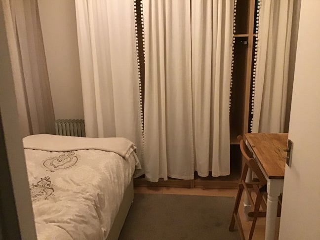 Single room available  Main Photo