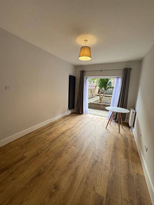 ✨Elegant 1 Bed Garden Flat ✨ Main Photo