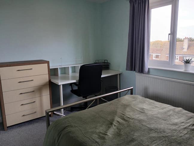 Monday - Friday, double Room With Bathroom Main Photo