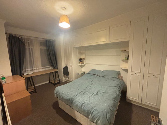 Hi future housemate! Main Photo