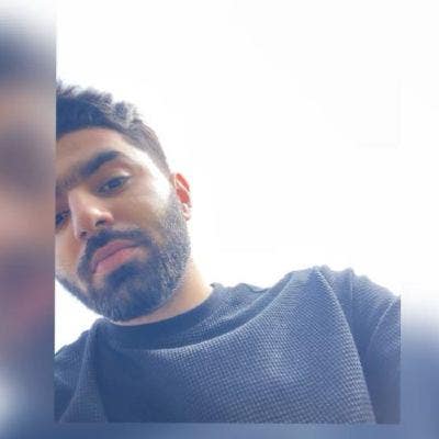 Professional Male seeks a single or double room Main Photo