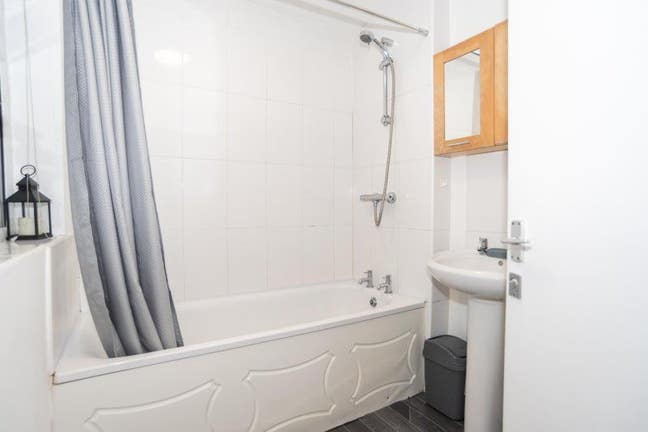 🏡 Modern, Stylish Rooms – Lime Street, ST4 Main Photo