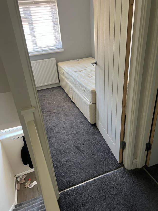 Single room Main Photo
