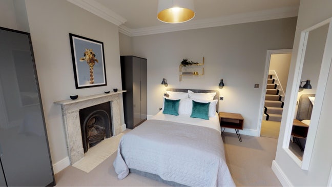 Stunning Double Bedroom (En-Suite) in Battersea Main Photo