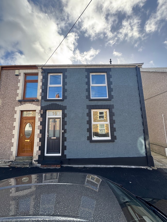Perfectly located rooms to rent in Clydach  Main Photo