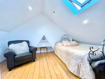 1 Bed Apartment, Cecil Road, London W3 Main Photo