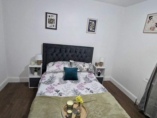 Furnished room available in Romford Main Photo