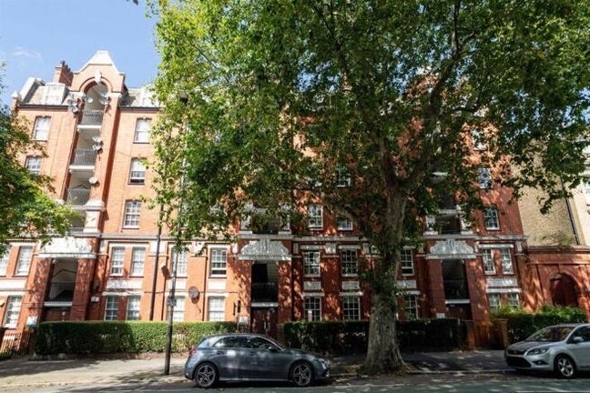 Double Room for Christmas Sublet in Central London Main Photo