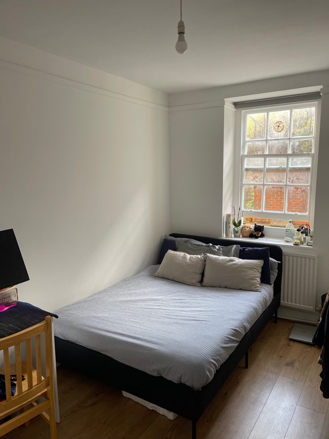 Lovely room in Angel Main Photo