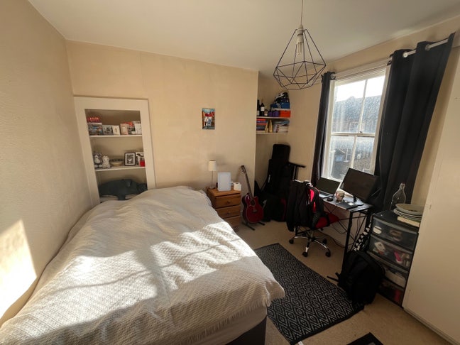 Lovely double room in zone 1 Main Photo