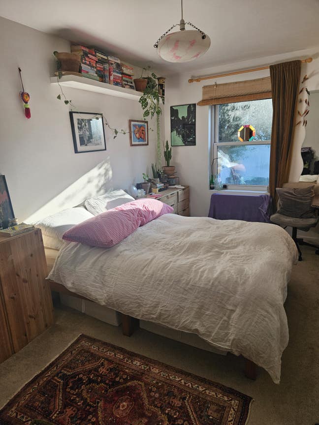 Double room in Hackney garden house Main Photo