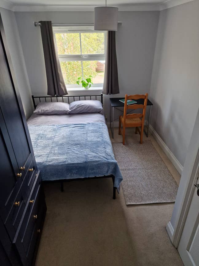 Double Bedroom with En suite Main Photo